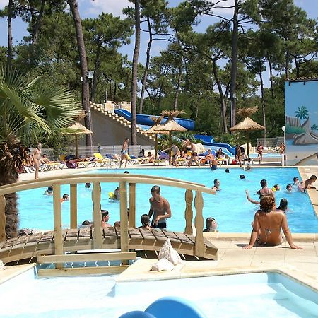 Camping Le Dauphin Hotel Saint-Georges-de-Didonne Exterior foto