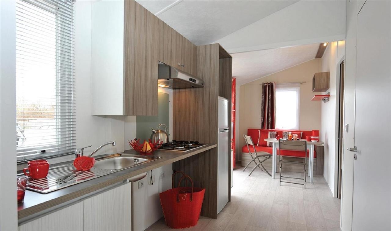 Camping Le Dauphin Hotel Saint-Georges-de-Didonne Exterior foto