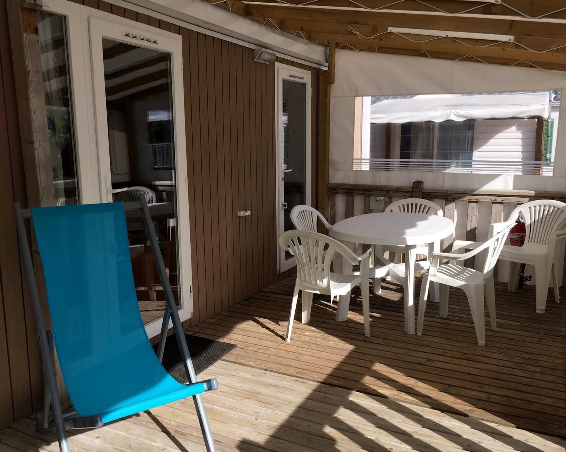 Camping Le Dauphin Hotel Saint-Georges-de-Didonne Exterior foto