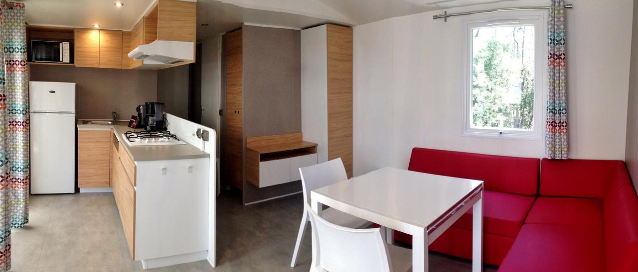 Camping Le Dauphin Hotel Saint-Georges-de-Didonne Exterior foto